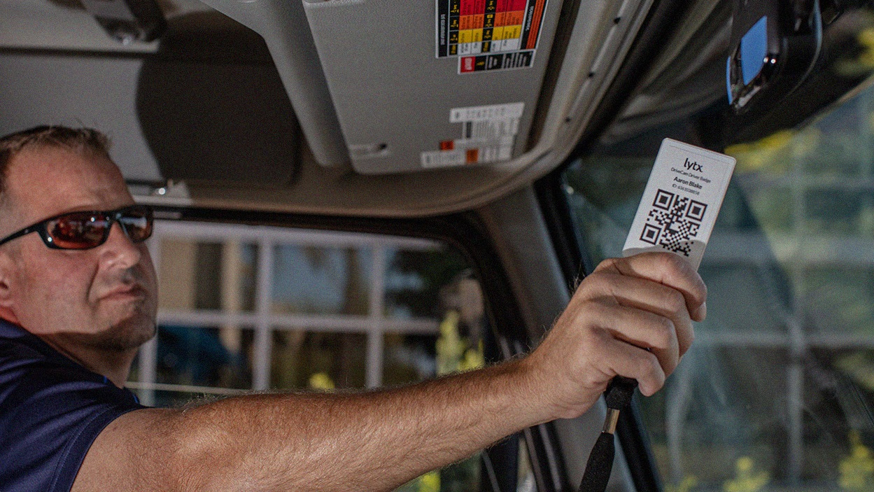 Lytx 0320 Web 200 001 Left Right Drivecam Driver Id 1396x930 5f6c9e0fc9b05 646cbd555ba11