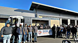 Mack Lr Electric With Duncan Polytechnical Students 230501