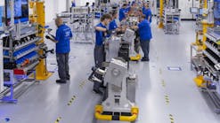Technicians manufacture the Bosch fuel-cell power module.