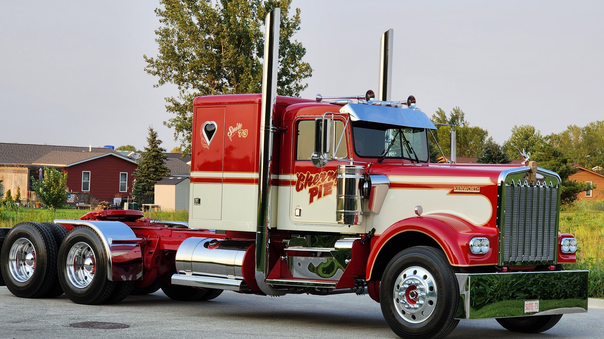 Cherry Pie, a 1973 Kenworth W925 owned and operated by , entered Howes Product's hall of fame alongside owner-operator Kate Whiting.