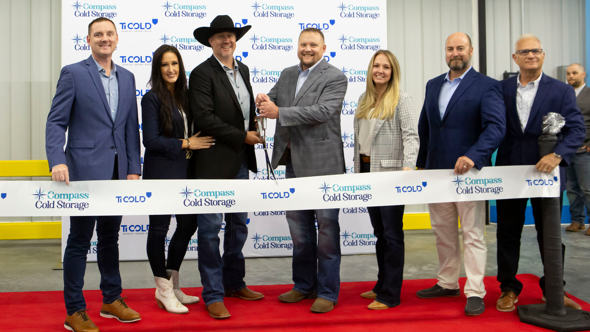 Compass Cold Ti Cold Linked In 64a5bb10b512a