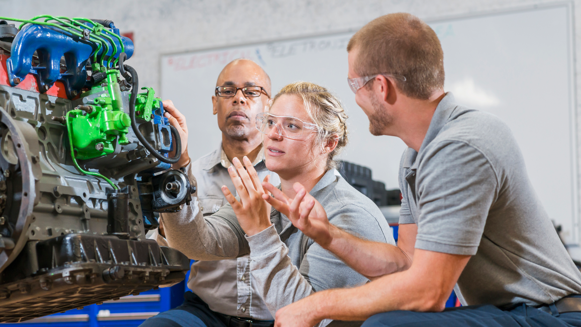 Getty Images 491331868 Diesel Tech Students 6329e8eb566b2 632ba52b9cc20 64e2730430cc3