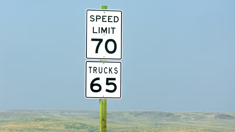 FMCSA withdraws 68 mph from trucking speed limiter proposal FleetOwner