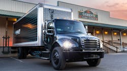 Freightliner2 653ab9776ff99 Freightliner2 653ab9776ff99