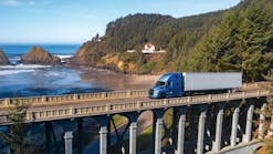 Freightliner Cascadia Truck