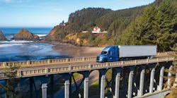 Freightliner Cascadia Truck