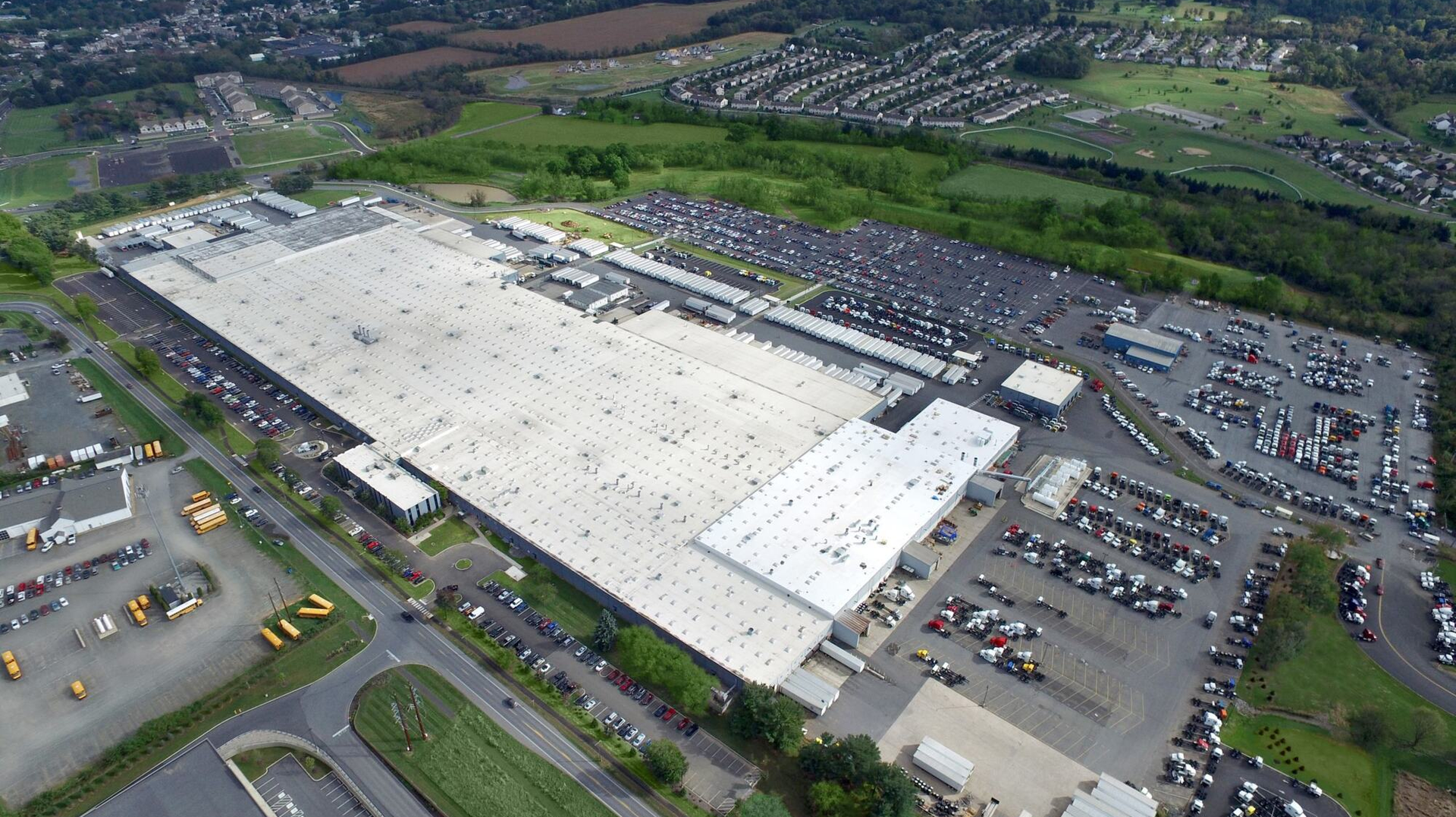 Mack, UAW leave bargaining table without a contract FleetOwner