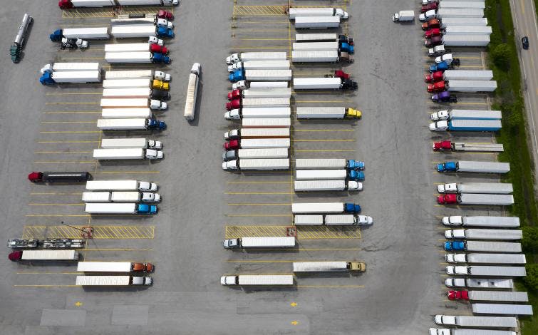 6553b2d934aaf6001edd4ca1 Truck Parking