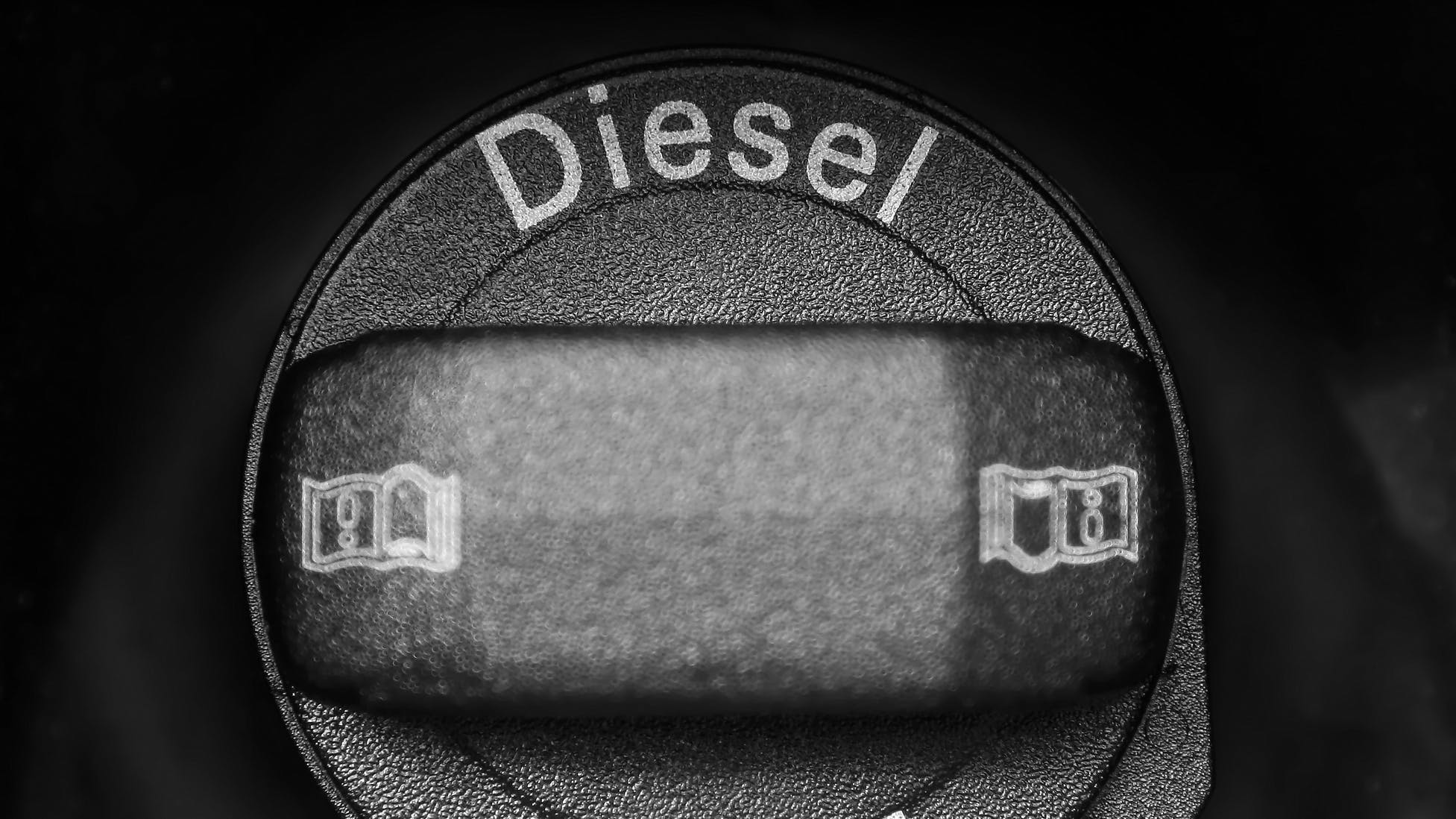 656742cb1e85a7001e3c6a27 Dreamstime M 1203414