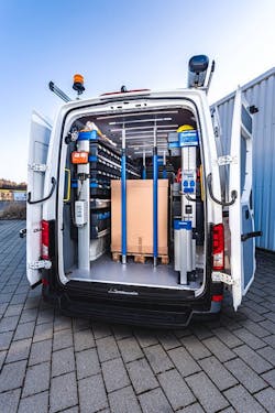 Sortimo's telescopic ProSafe restraint pole has an adjustment range of up to 500 mm. Sortimo's telescopic ProSafe restraint pole has an adjustment range of up to 500 mm.