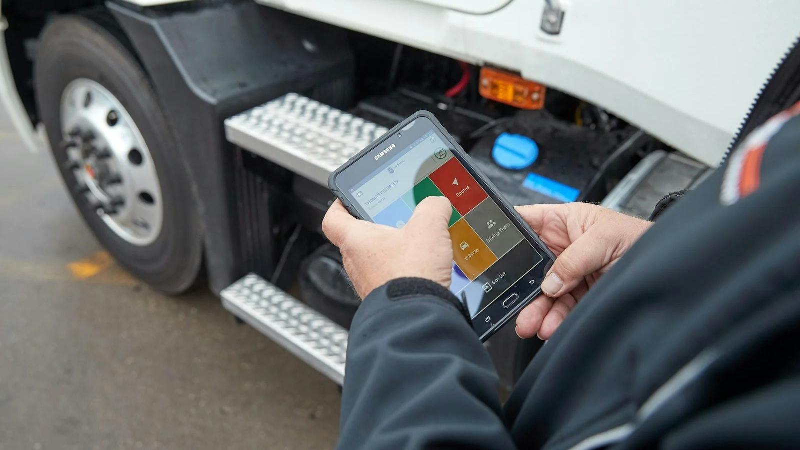 65b3bf0a7a0828001e4535f6 Ezgif7a69bf49860