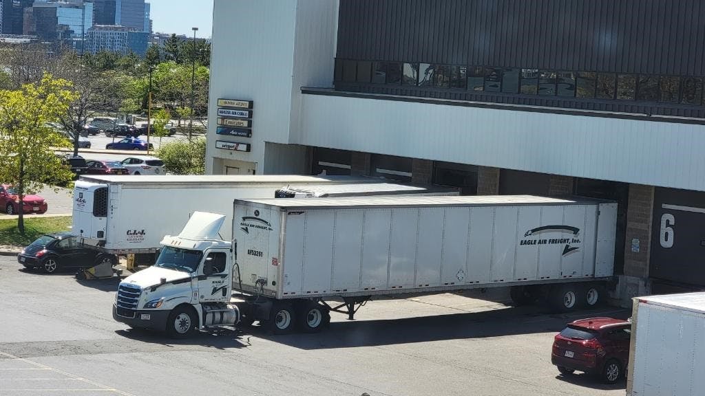 Eagle Air Freight replaces legacy freight management system with CLI FACTS software.