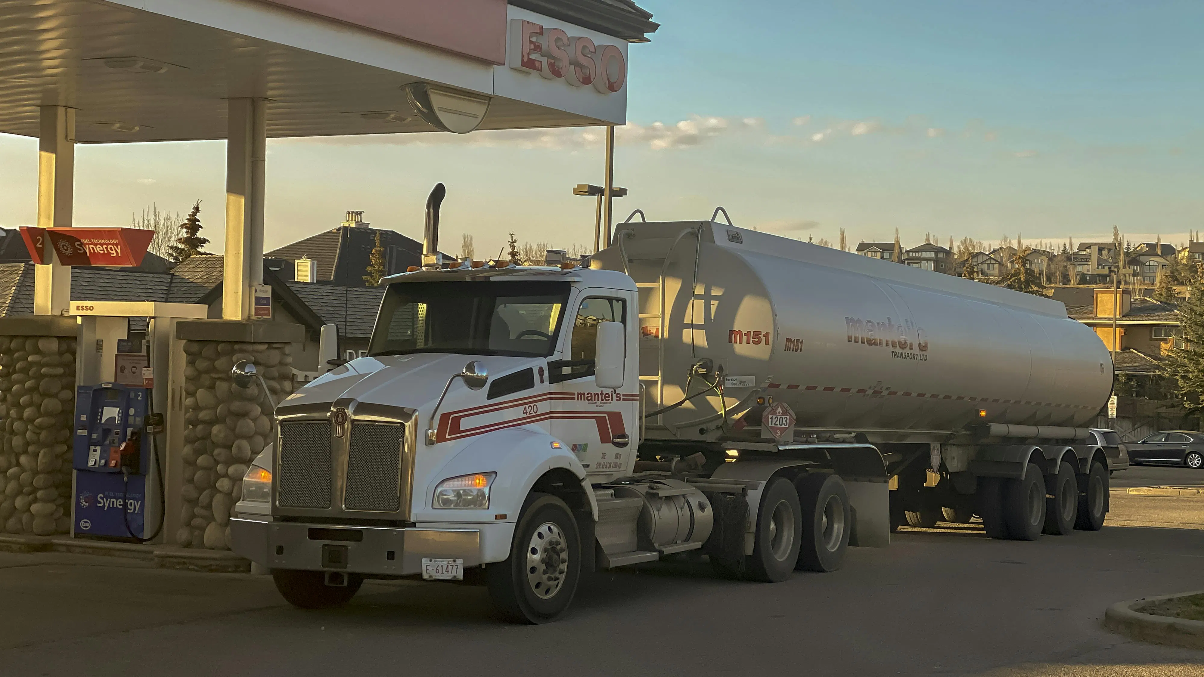 Diesel prices decline for fourth week in a row, while gas prices continue to rise - Vimarsana News