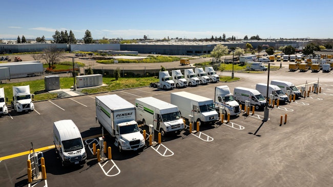 Hitachi Energy’s Grid-eMotion Fleet solution supports high-capacity charging for electric vehicles at major commercial truck depot in Stockton, California, and paves the way for sustainable transportation.
