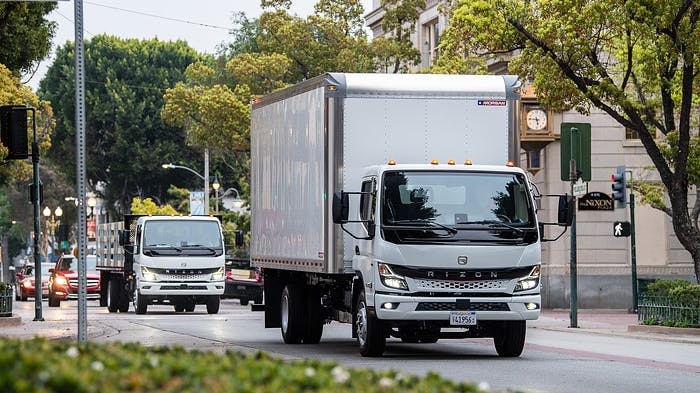 Daimler Truck AG successfully rolls out first electric Rizon trucks in California