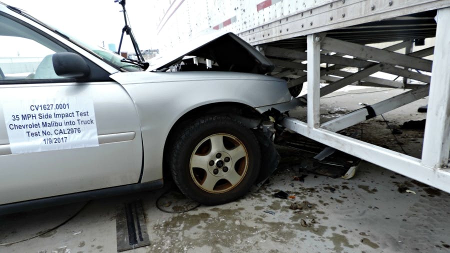 Truck industry analysts from ATA and Scopelitis Transportation Consulting share their insight into upcoming regulations, such as independent contractor rules, side underride guards, and driver onboarding.