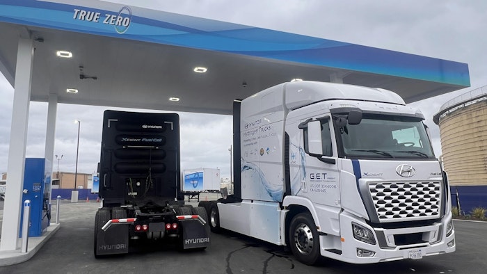 FirstElement Fuel, a hydrogen supply and fueling company, announced the opening of a hydrogen fueling station near the Port of Oakland. The announcement, made at the soon-to-open fueling station, marks the first public hydrogen fueling station in North America.