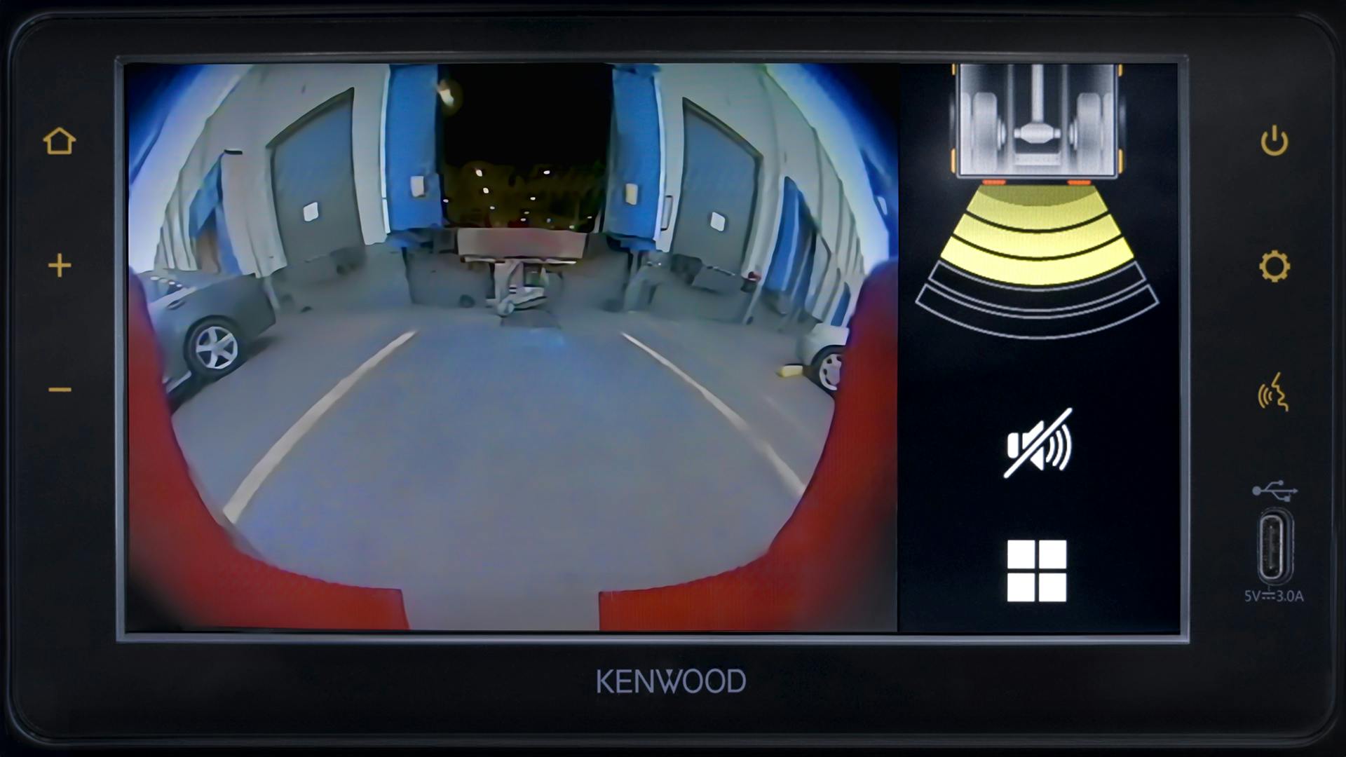 Freightliner Trucks introduces new Backup Alert System for enhanced safety