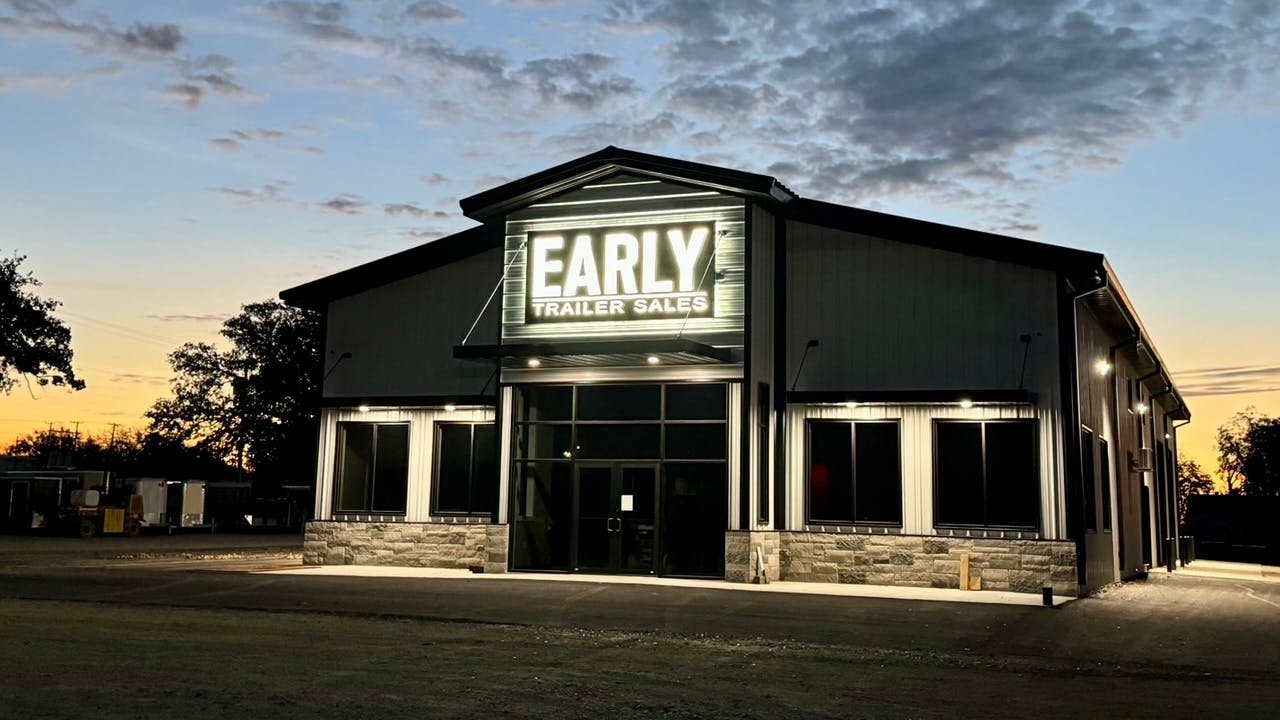 Early Trailer Sales wins Polar King Mobile dealer award FleetOwner