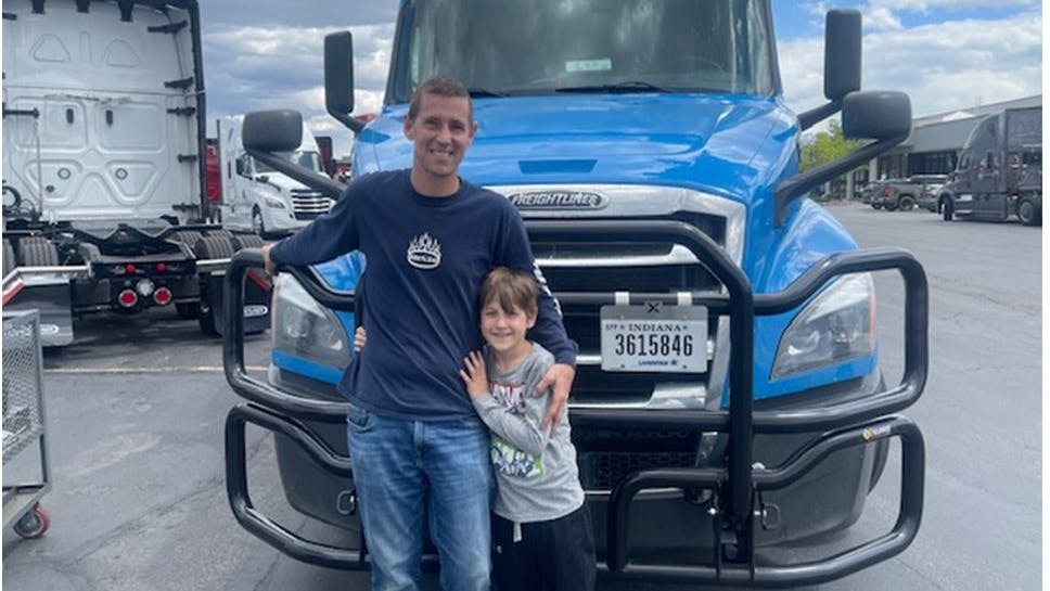 Fazio, based in Nevada, operates for a major owner-operator carrier out of Florida.