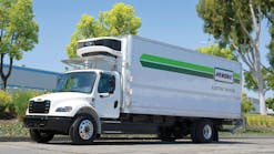 Penske Truck Leasing recently collaborated on an all-electric medium-duty refrigerated truck featuring a Freightliner eM2 electric chassis and Carrier Transicold Supra e11 electric transport refrigeration unit.