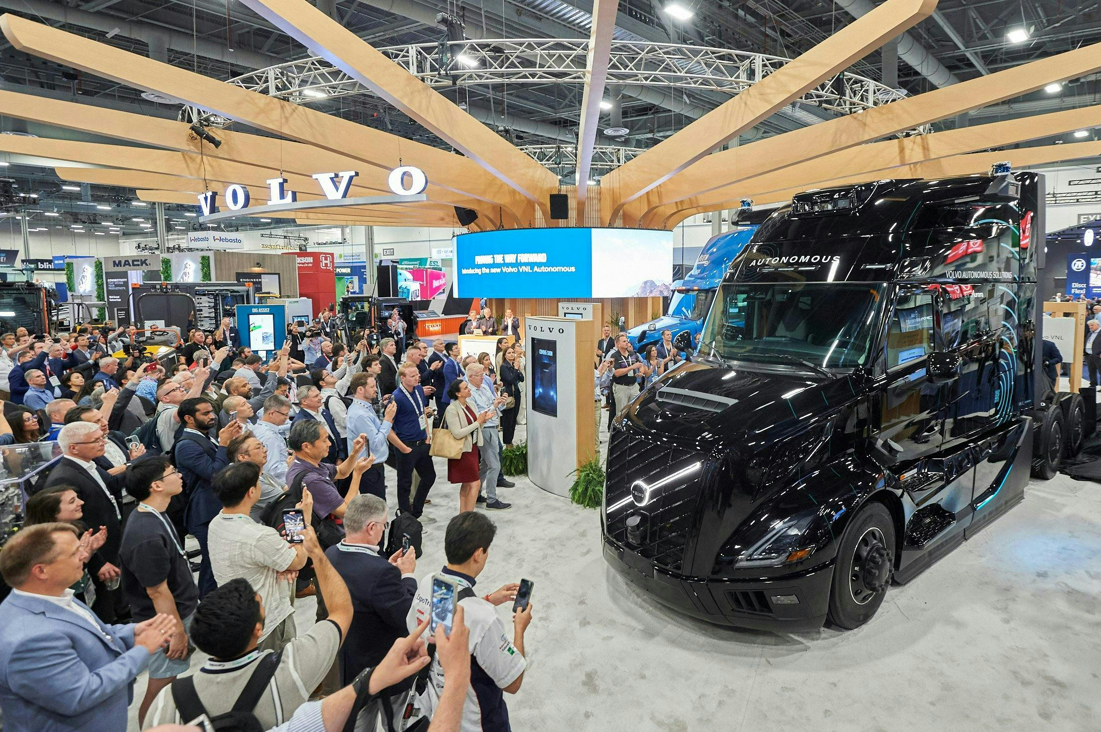 The new Volvo VNL tractor equipped with Aurora autonomous technology. The new Volvo VNL tractor equipped with Aurora autonomous technology.