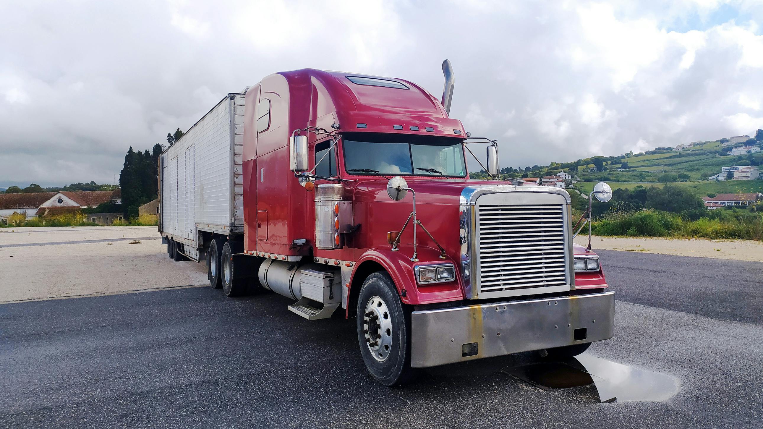 6657213570fcb4512dac5dd5 Dreamstime L 319233293