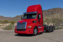 Up to 285 Daimler Truck North America vehicles, including the Western Star 57x, may have faulty wheel hub fasteners. Up to 285 Daimler Truck North America vehicles, including the Western Star 57x, may have faulty wheel hub fasteners.