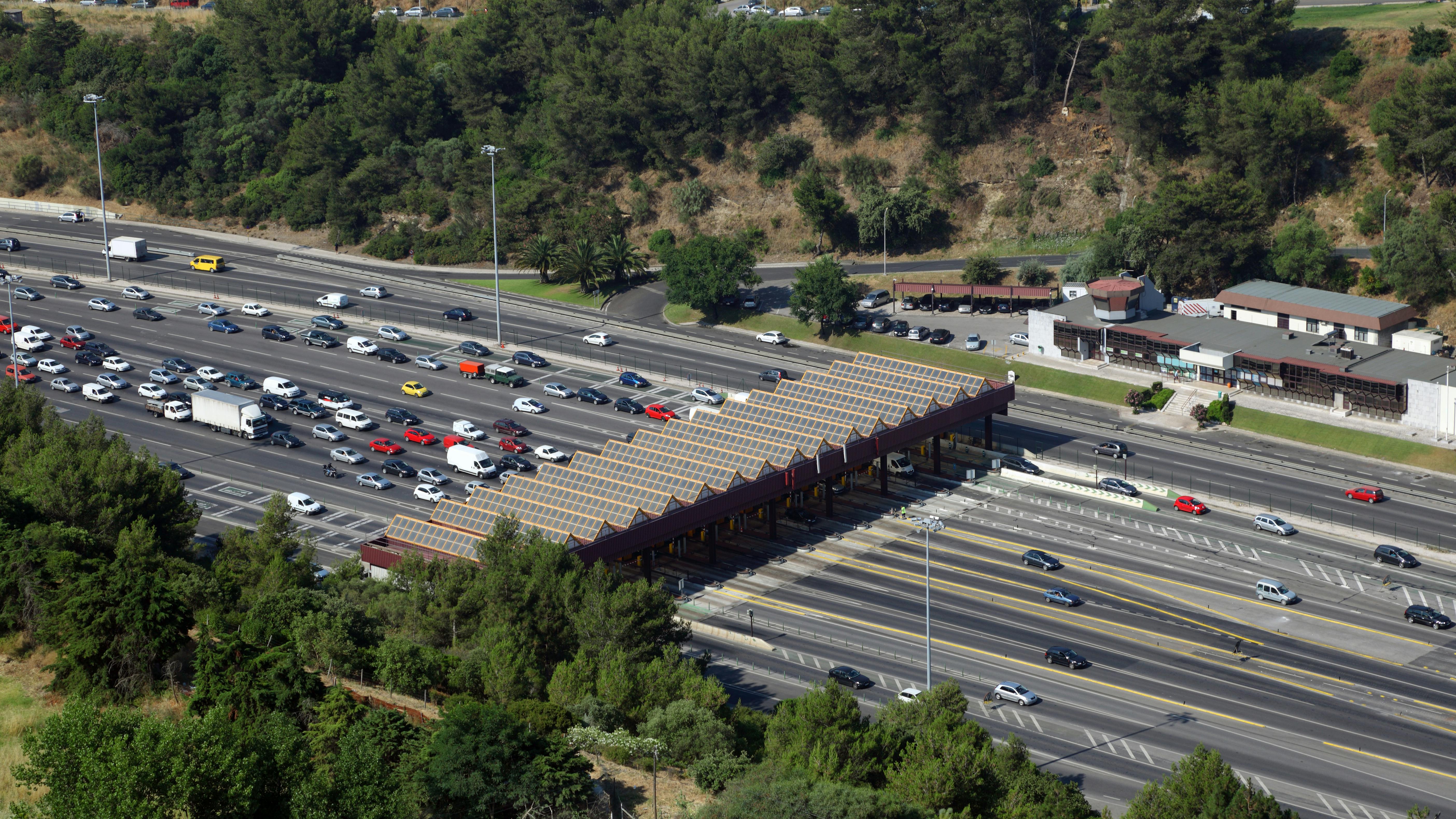 666b337af04b950560cffa29 Dreamstime Xxl 15311445