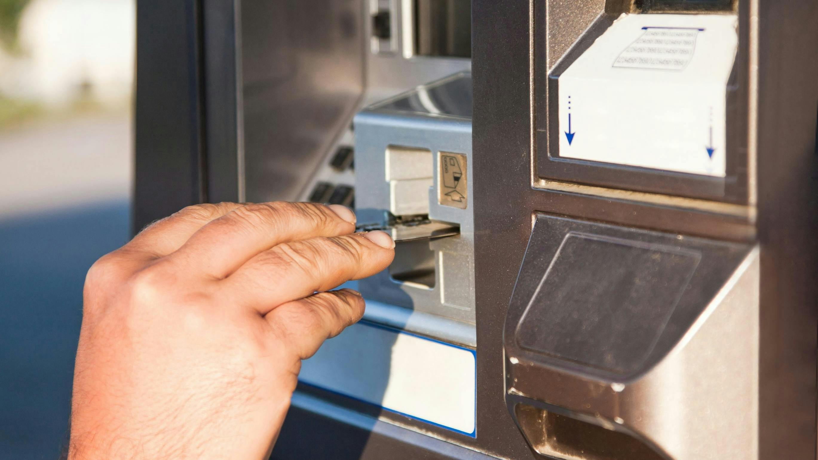 668302955bed8d8826cd2274 Dreamstime L 43415949