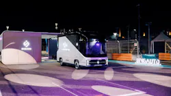 6687f9bc5ffad5abc63980c9 Singauto Reefer Vehicle 6687f9bc5ffad5abc63980c9 Singauto Reefer Vehicle