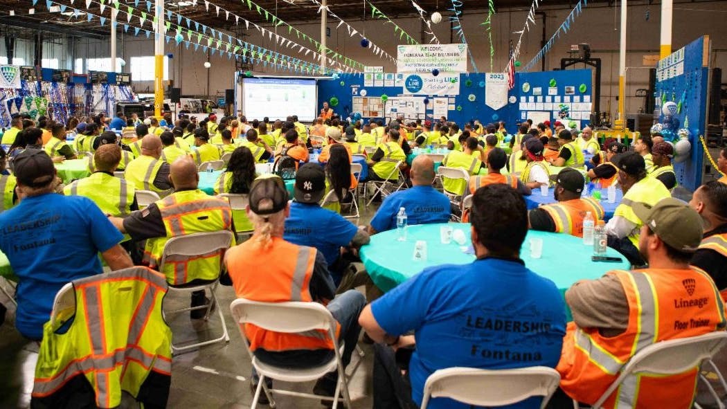 66b25e5e75cee95b30d19fea Lineage Employee Celebration