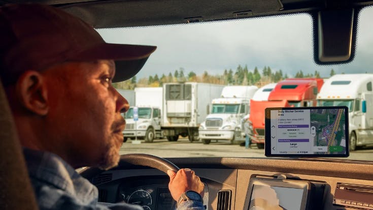 Garmin introduces next-gen d&emacr;zl OTR navigator series with community insights for truck drivers