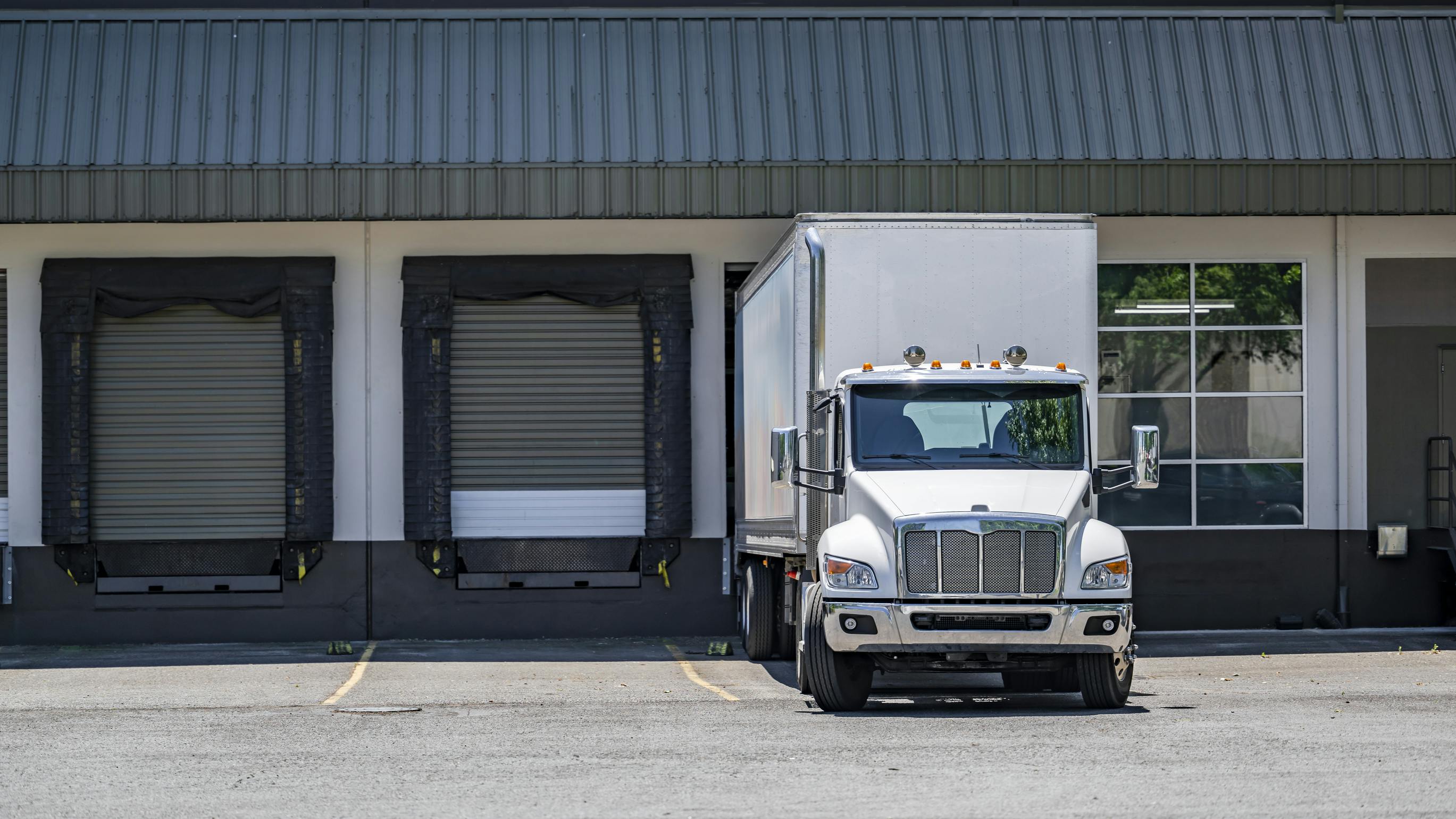 66c4c566f3c4e6a9425bf70e Dreamstime L 327892358