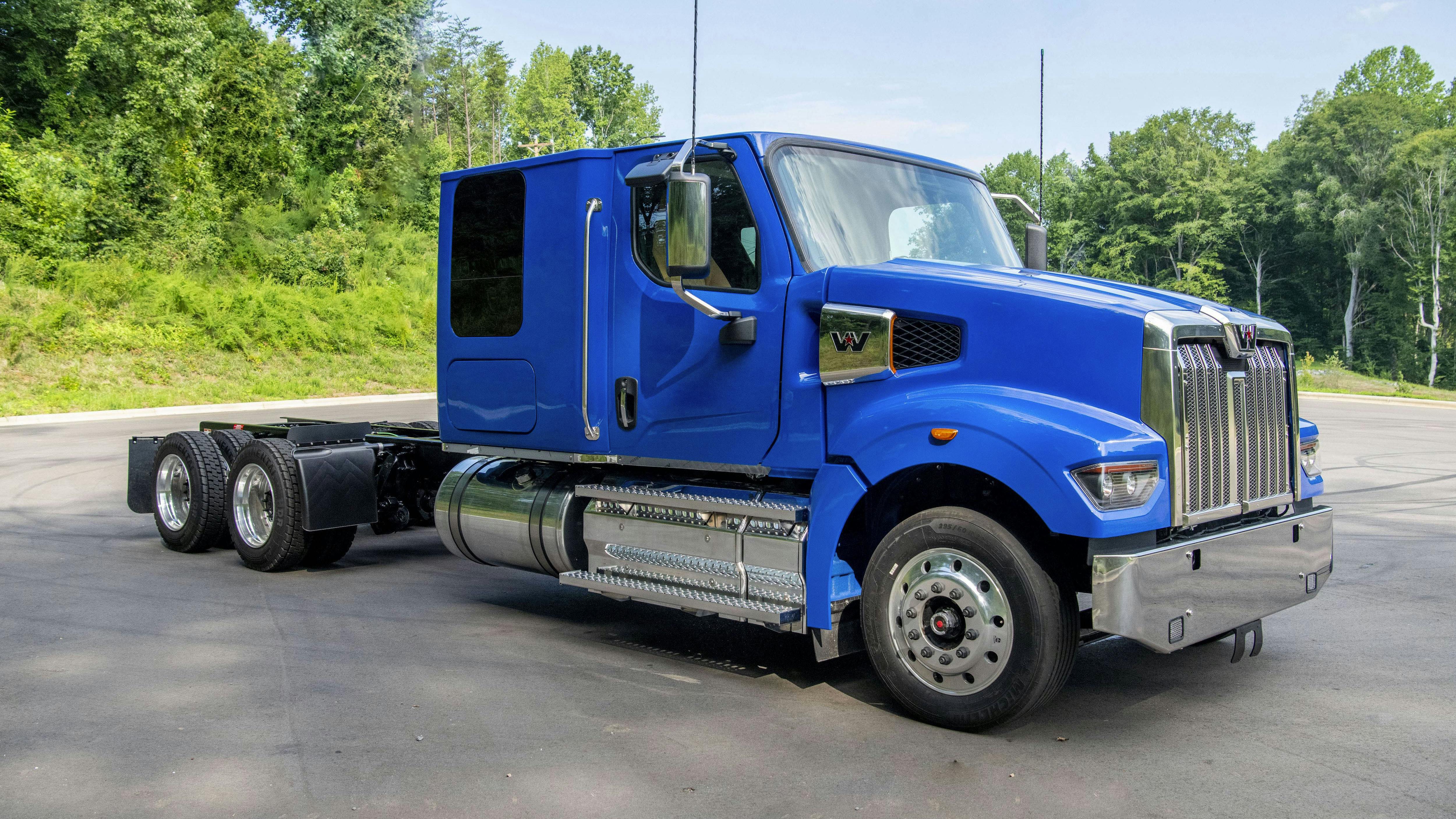 Fontaine Modification introduces low-profile auto hauler conversion for Western Star 49X