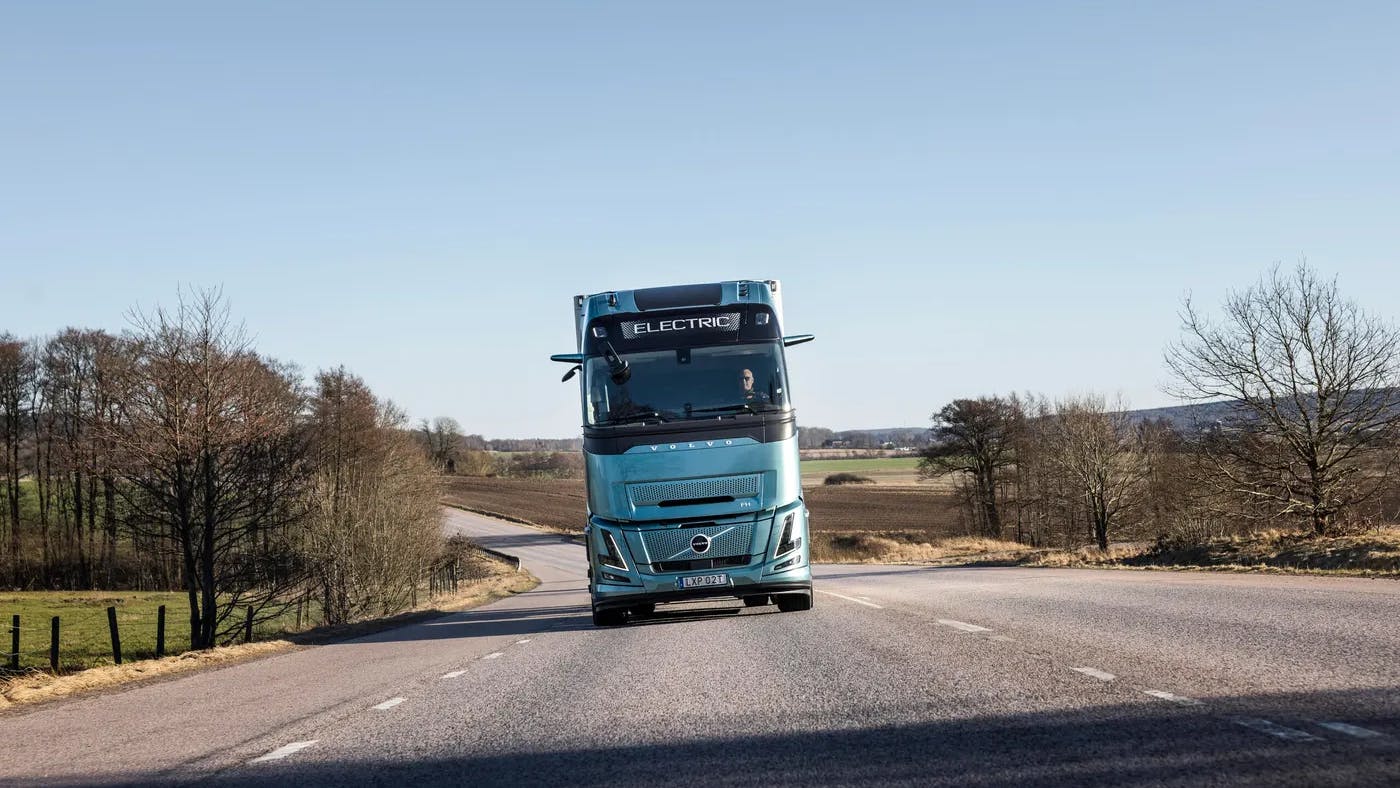 Volvo set to launch electric truck with 600 km range in 2025