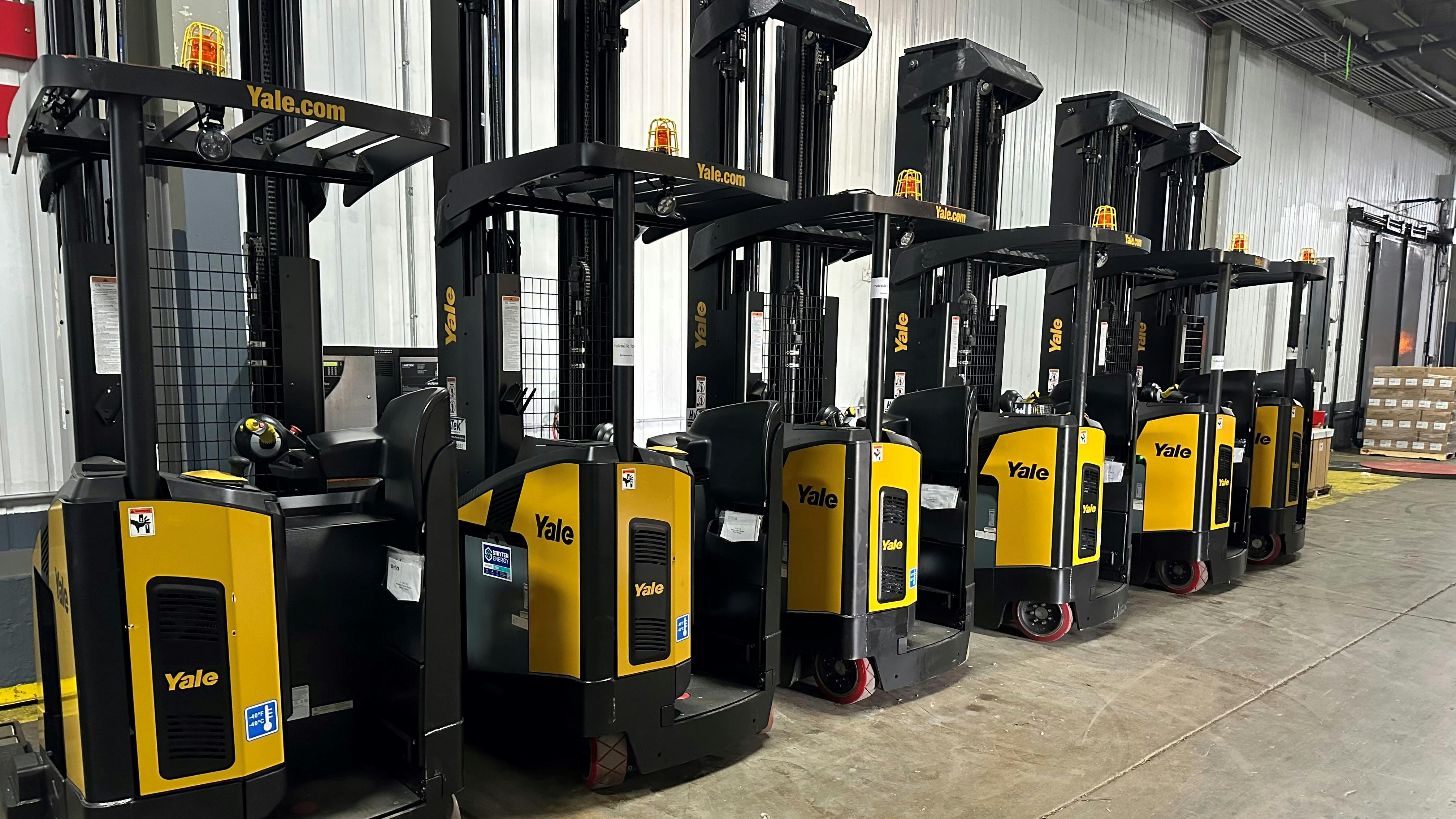 66e41f3ba8722faf3c111c36 Interstatecoldstoragenewliftstrucks