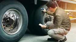 Aperia's laser-based handheld 3D tread scanner enables advanced tire service recommendations and maintenance insights through Halo Connect i3.