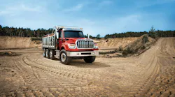 The new sloped hood design and LED headlamps help increase driver visibility. In addition, under-hood lights assist with inspections in low-light environments, while an integrated fluid check in the driver display simplifies the pre-trip inspection process.