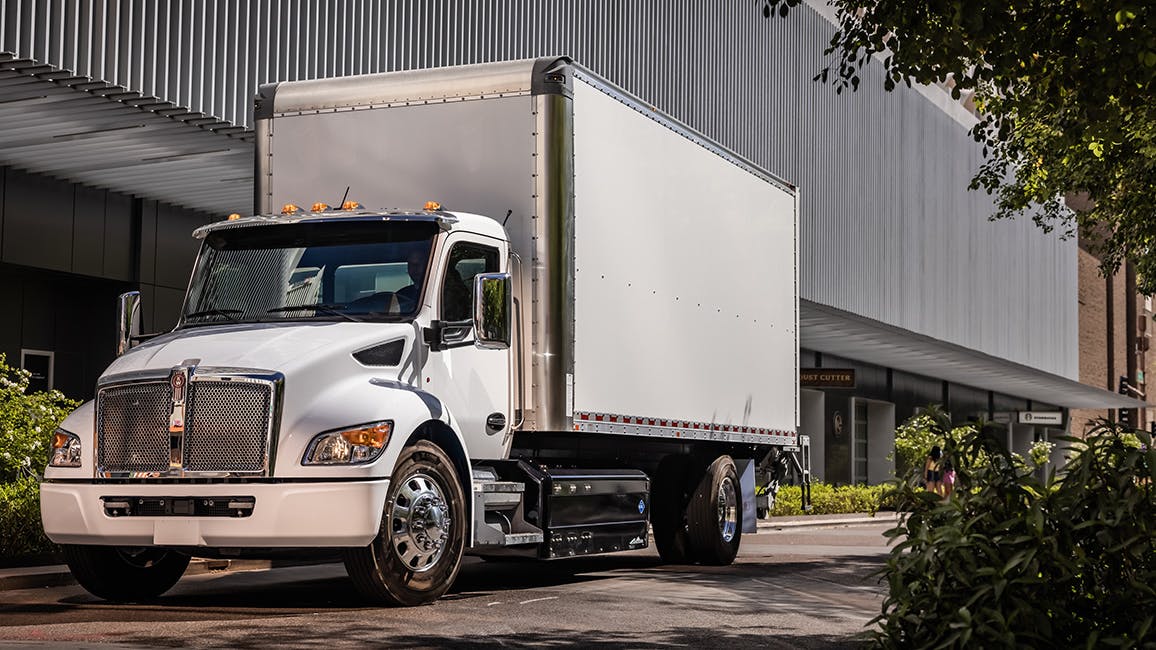 In addition to new Paccar Powertrain offerings, Kenworth will offer new aerodynamic roof cap and side extender options for its T180, T280, T380, and T480 models.