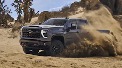 The Silverado HD series can tow up to 36,000 lb. and features a maximum payload of 7,237 lb. Like the Silverado 1500, the HD series is also available with the Chevrolet Multi-Flex Tailgate.
