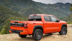 The new Frontier also expands the Crew Cab’s long-wheelbase configuration from SV to SV, PRO-4X, and SL grades. The new Frontier also expands the Crew Cab’s long-wheelbase configuration from SV to SV, PRO-4X, and SL grades.