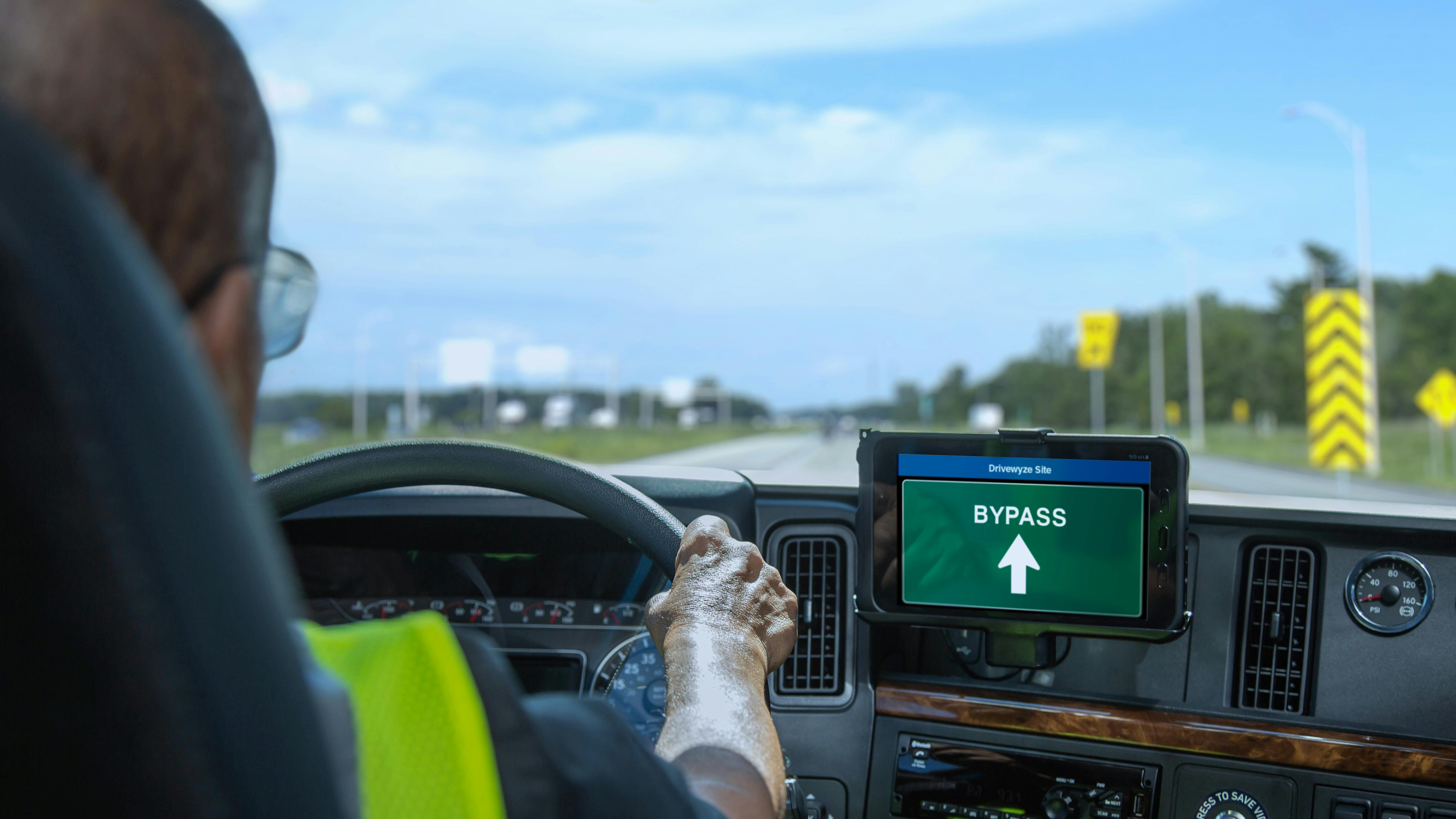 Streamline your fleet operations: Drivewyze and Ez Lynk partner for weigh station bypass and safety alerts