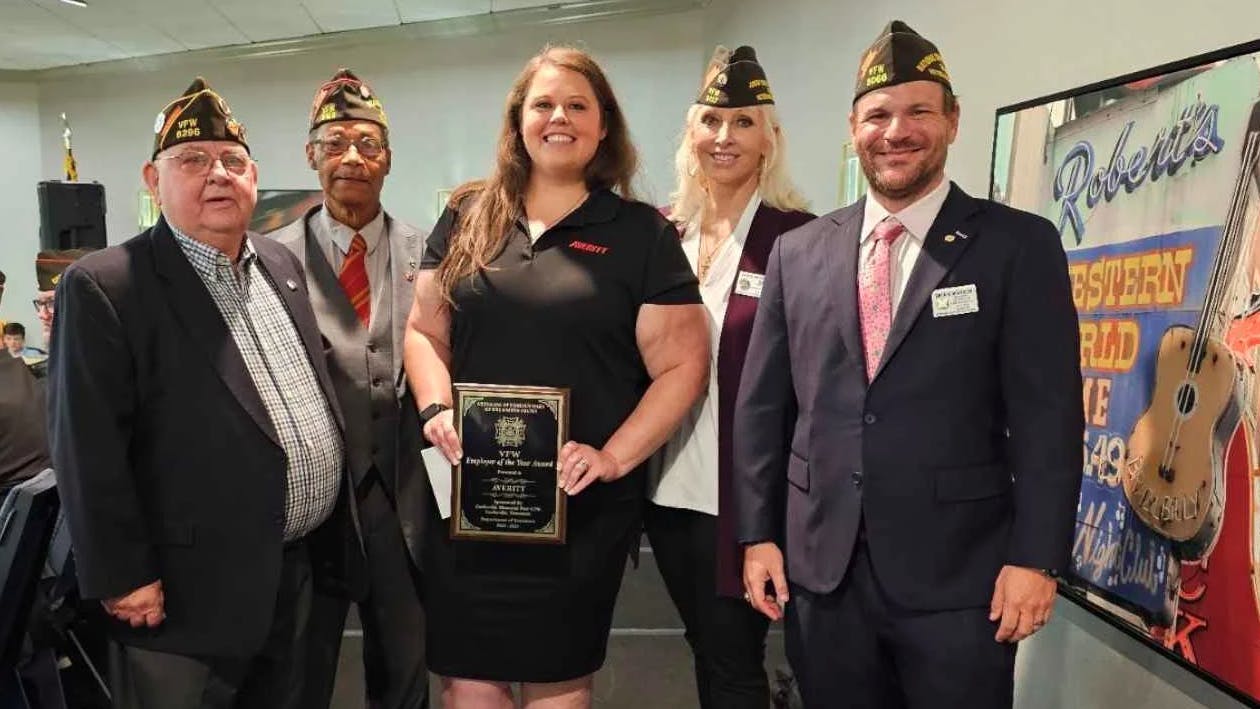 Jimmie Loftis, Commander, VFW Post 6296; Hundley Ford, Past State Commander; Candice Parker, Averitt Express; Carol Whitmore, National Jr. Vice Commander-in-Chief; and Brian Walker, National Council of Administration.