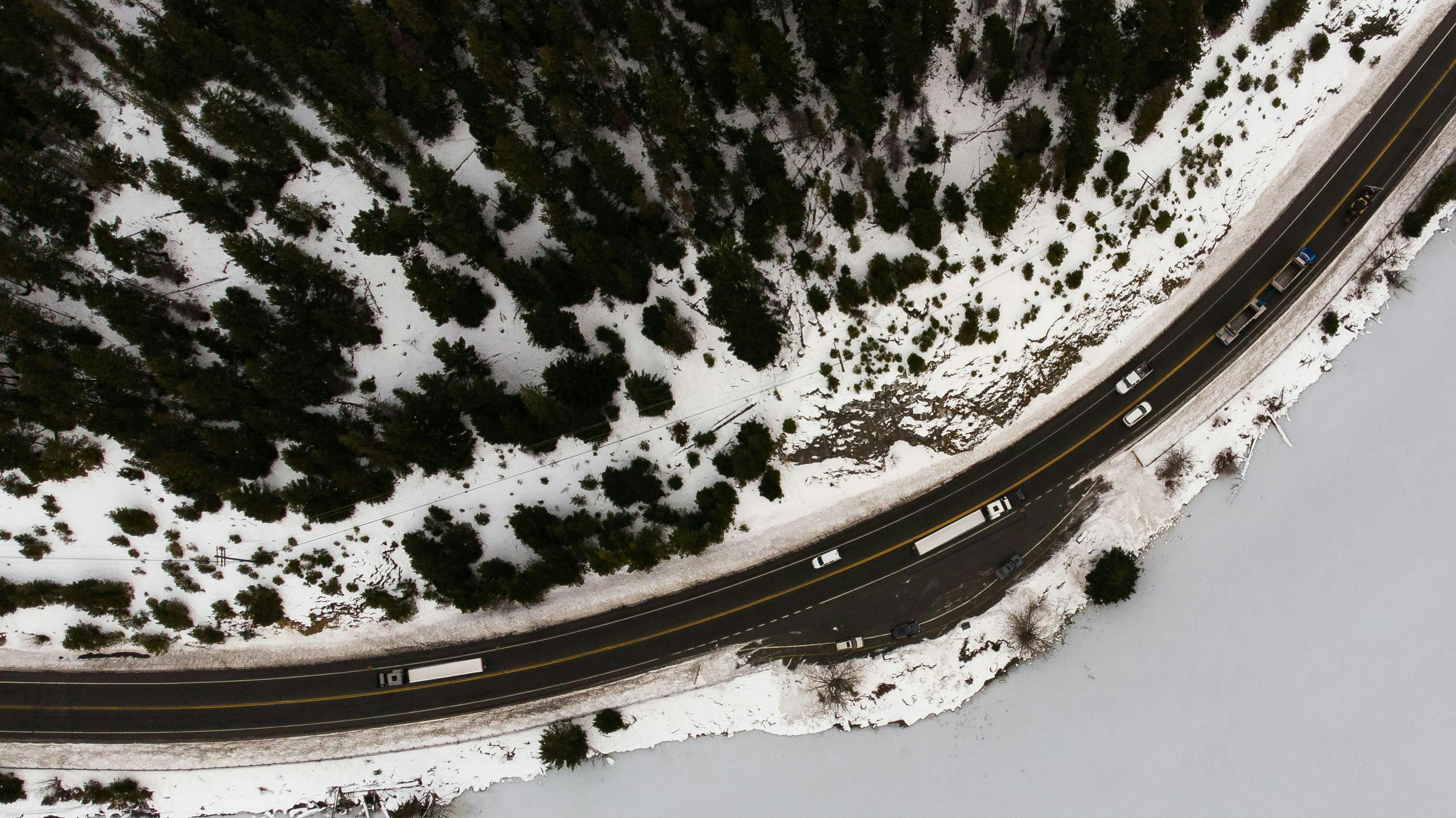 FleetPulse expands into Canada: Transforming fleet operations with telematics solutions