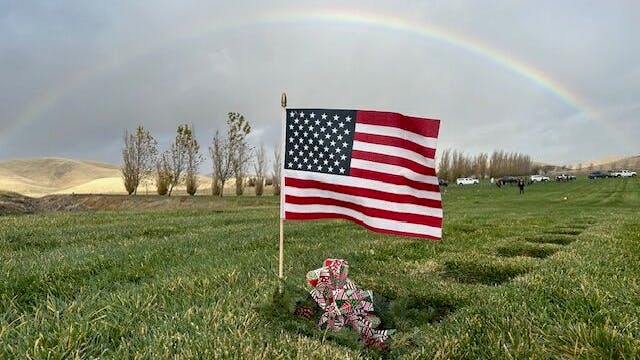 Dave Dein, co-founder of Next Generation in Trucking, had the opportunity to lay a wreath at his father&rsquo;s grave as part of Wreaths Across America.