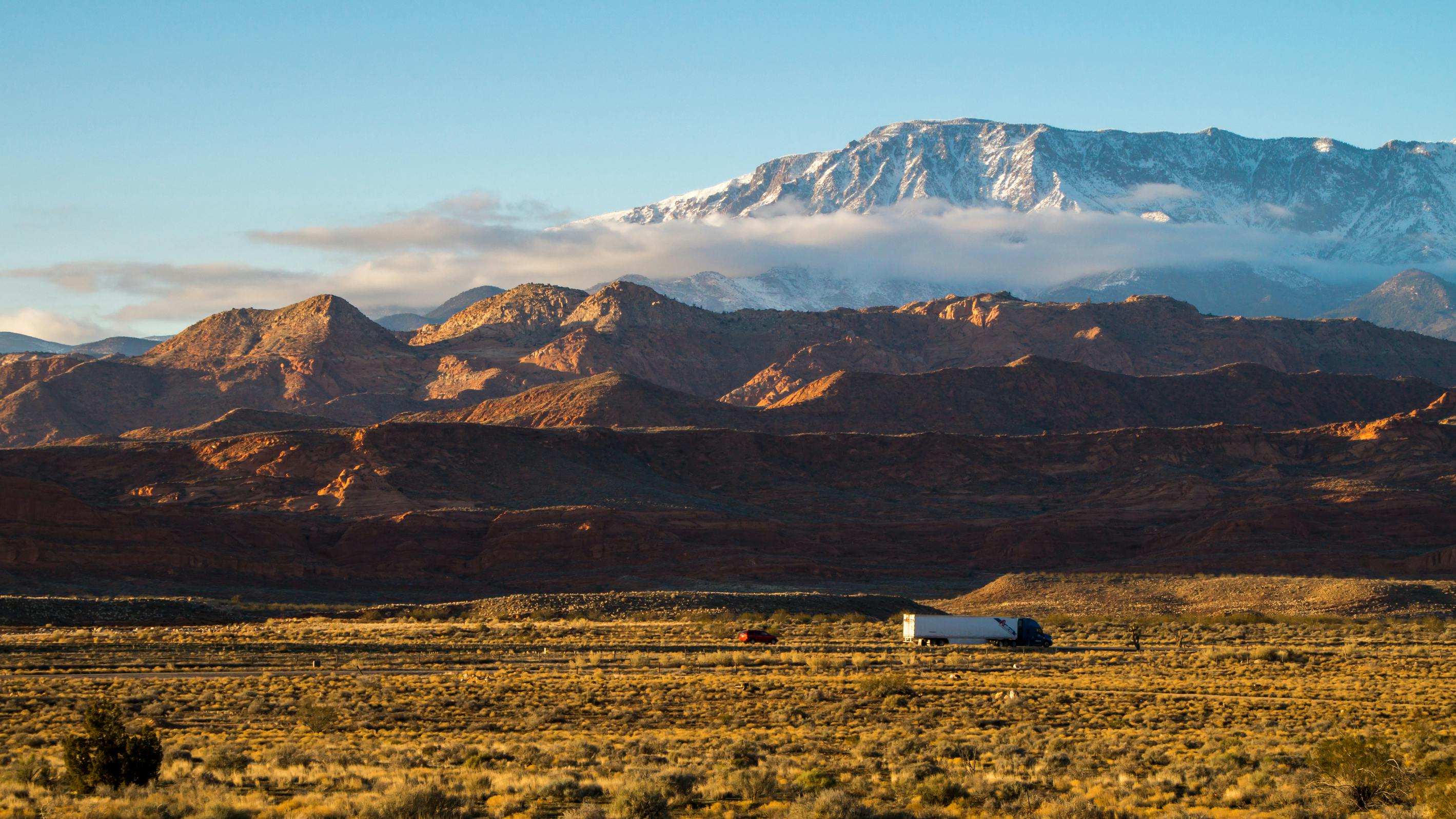 Nominations open for 2025 Women in Trucking Driver of the Year award, recognizing exceptional female drivers