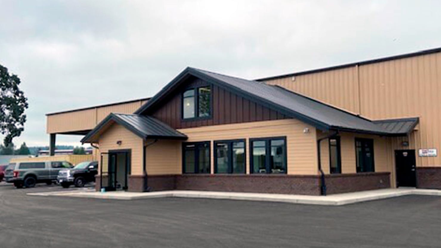 678522ffe235b11df87f4ece Utility Tnt Sales Of Oregon