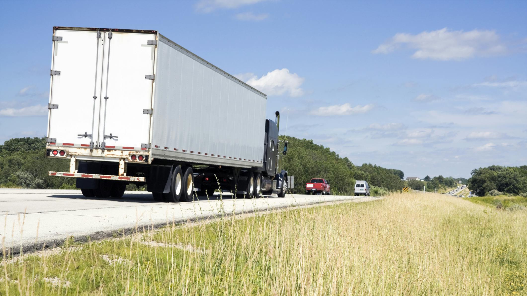 Stay compliant: Essential resources for trucking regulations in 2025