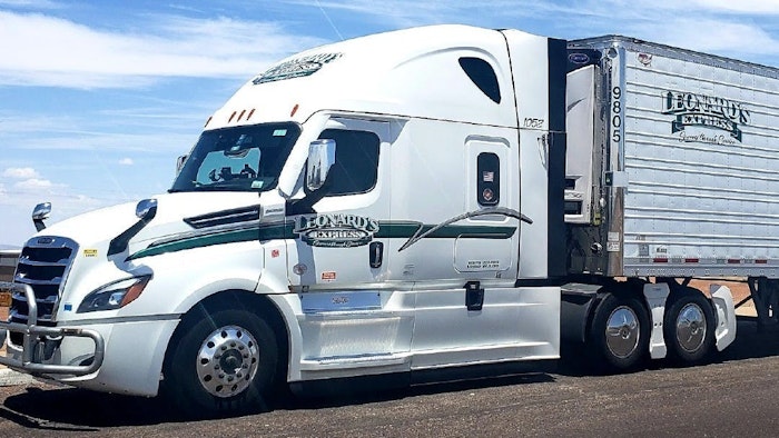 679ce040f955e40466c64737 Leonards Express Truck